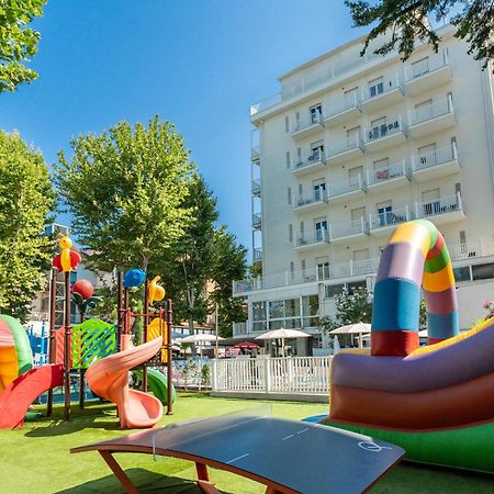 Hotel Aiglon Римини Экстерьер фото