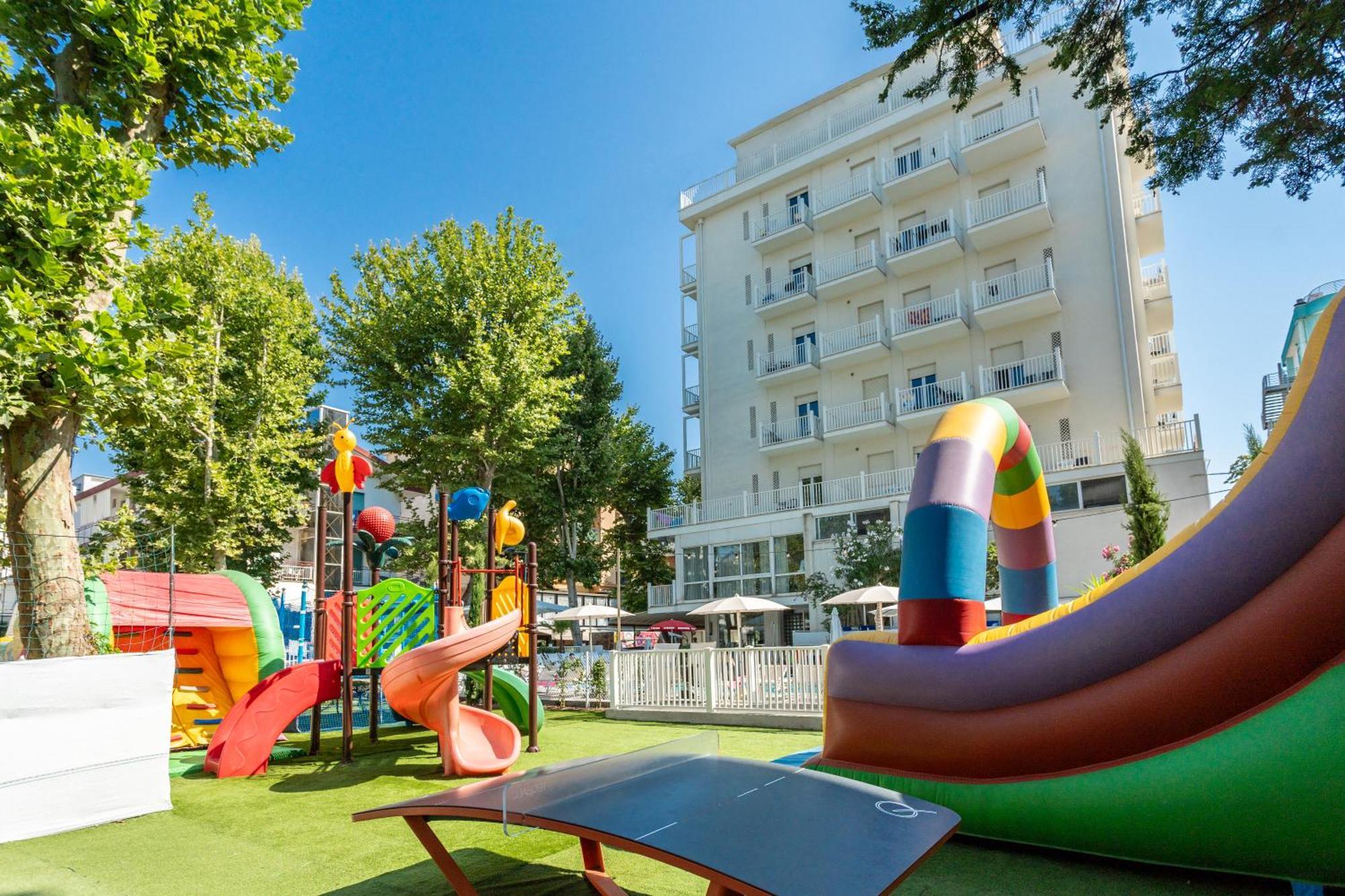 Hotel Aiglon Римини Экстерьер фото